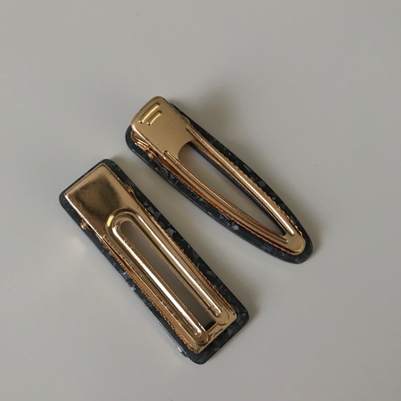 NEW | 2 Pieces - Trendy Hair Barrettes Clips Set - Picture 4 of 4